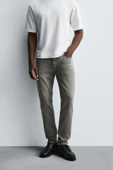 Zara Classic Solid Slim Light Gray Jeans