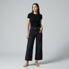 Wide Leg Cropped Jeans - Black
